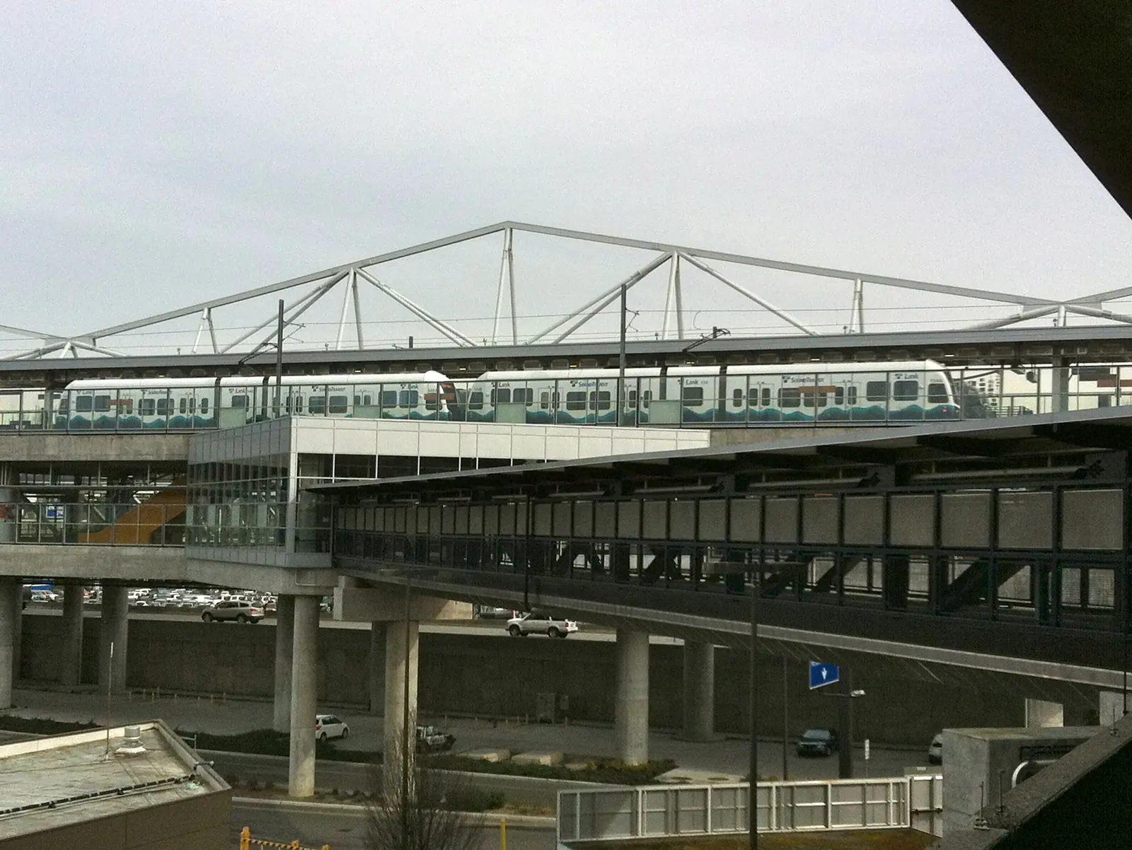 A Link light rail train at the elevated SeaTac/Airport station.