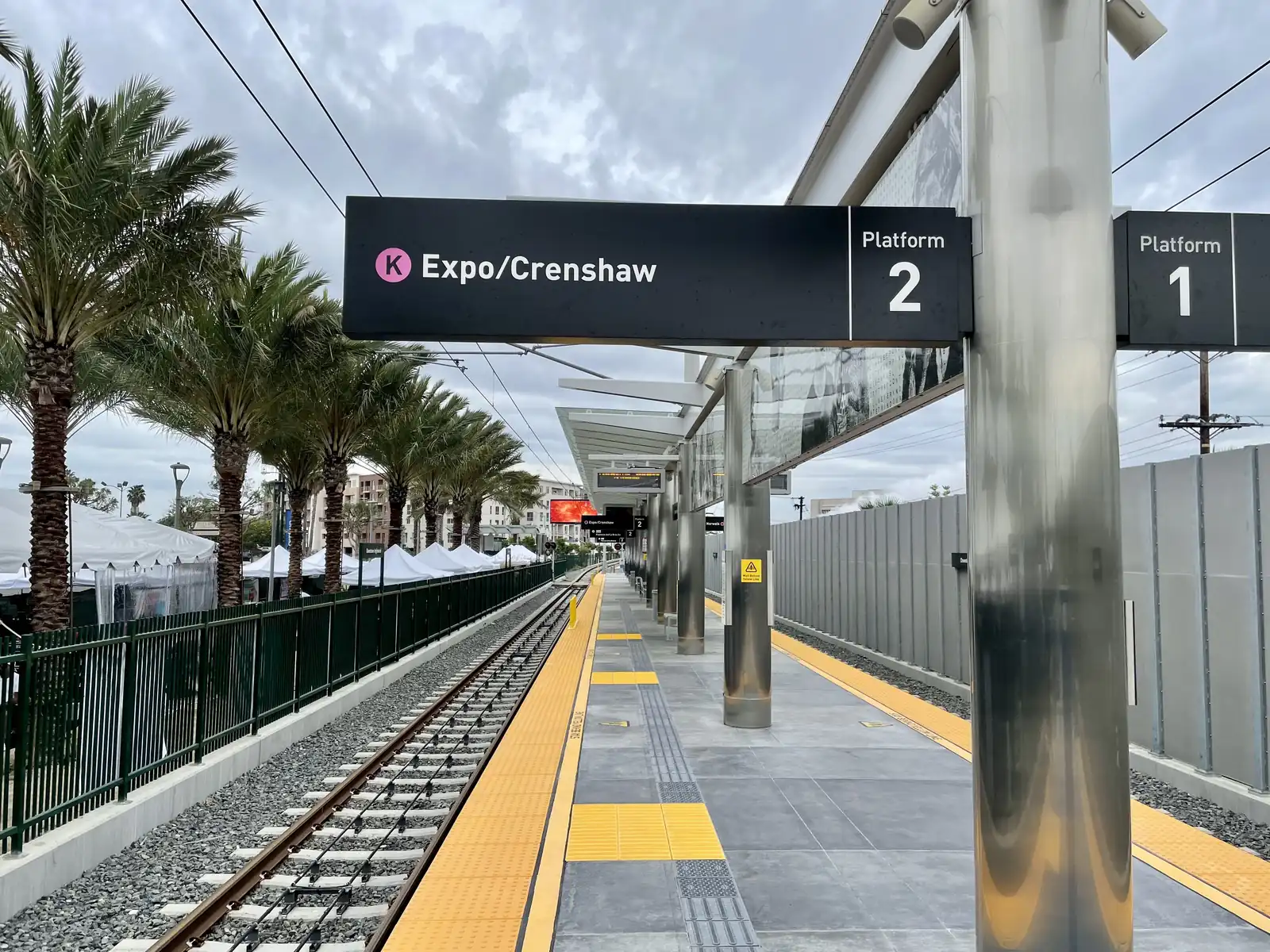 The platform at Downtown Inglewood station on the Metro K Line.