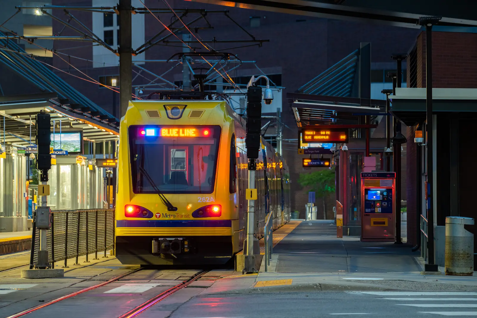 A Blue Line train at the Warehouse District/Hennepin Avenue light rail platform.