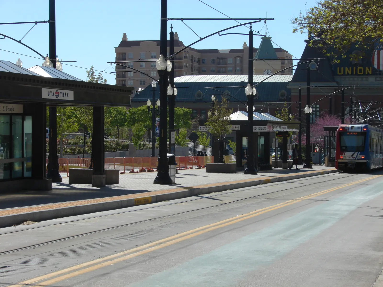 The Arena TRAX platform on South Temple, the stop for Delta Center.