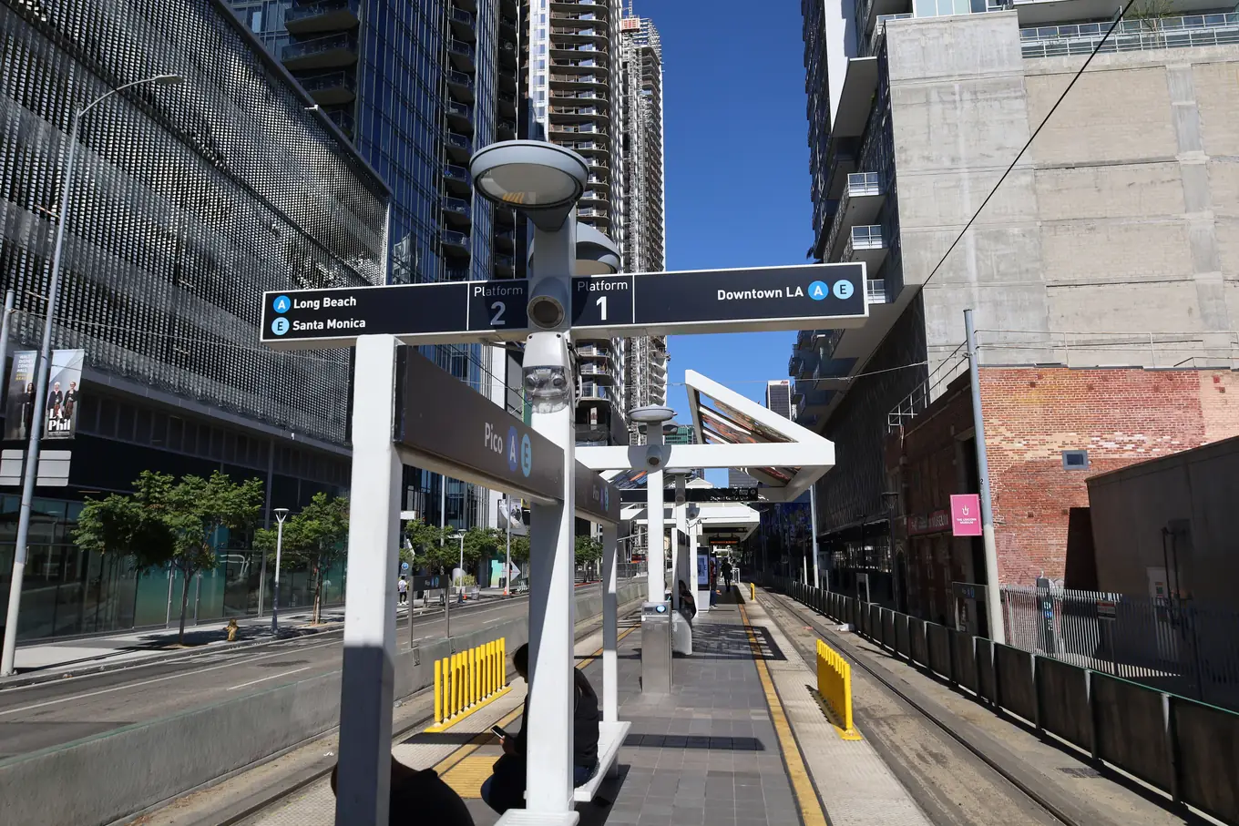 The platform at Pico station on the Metro A and E Lines, a two-minute walk from the arena
